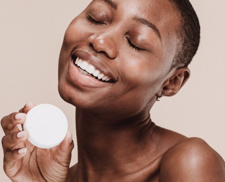 What are the effects of love on the skin?