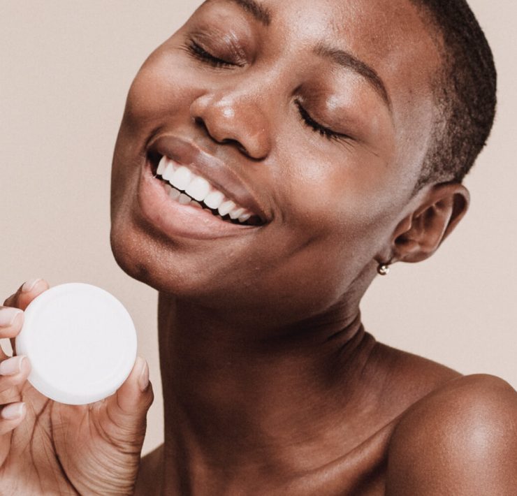 What are the effects of love on the skin?