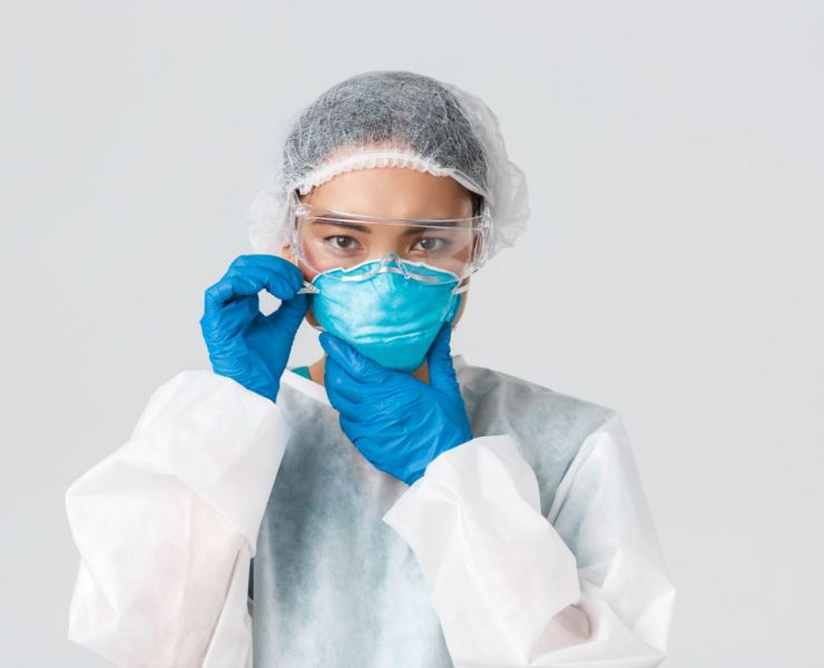 How to Handle "Maskne", or Acne Due to Mask Wearing