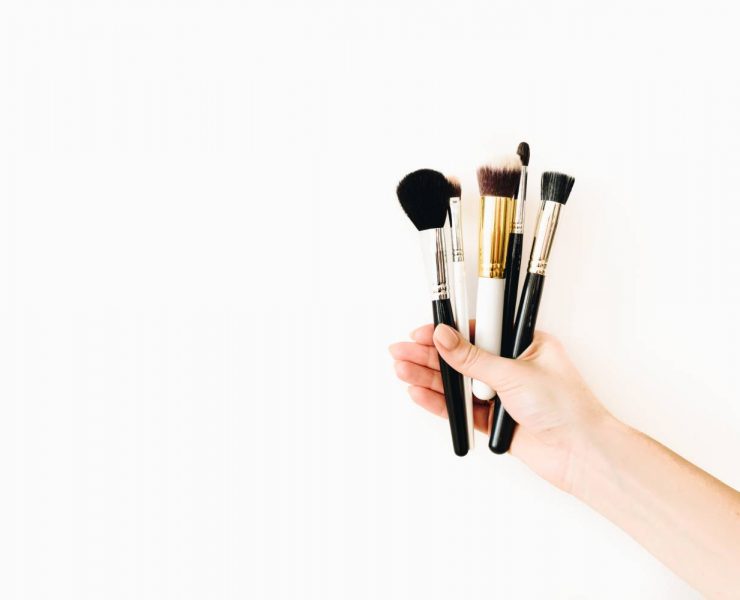 how to clean makeup brushes