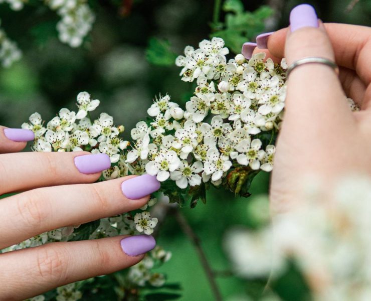 how-to-dry-nails-fast-home