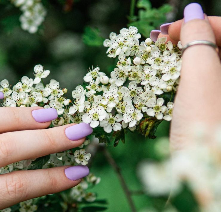 how-to-dry-nails-fast-home