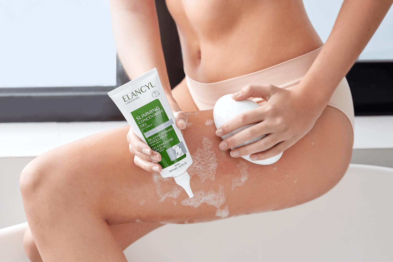 How to Use Elancyl to Reduce Cellulite at Home
