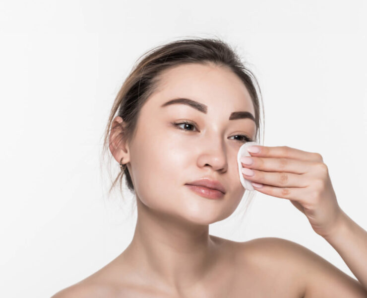 How to Remove Waterproof Mascara