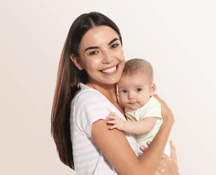 Skincare While Breastfeeding: A Complete Guide